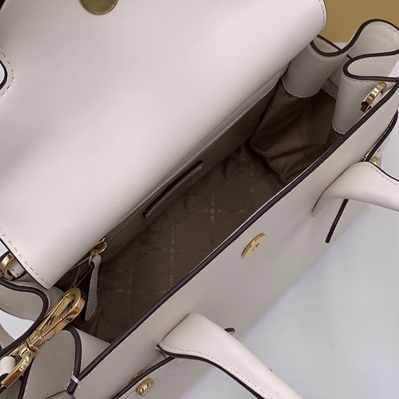 MICHAEL KORS
Carmen Medium Flap Belted Satchel OPTIC WHITE COLOR - Picture 12 of 16